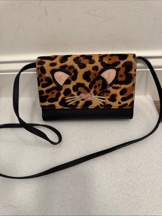 kate spade Handbags - Kate Spade Run Wild leopard print cat crossbody bag